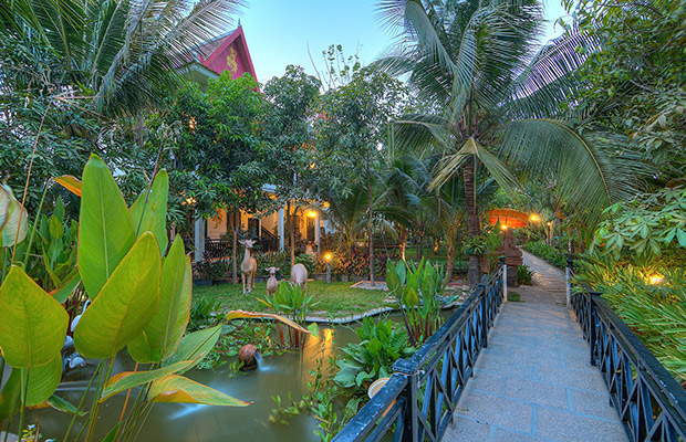 Deluxe Bungalows Double Garden Pool View