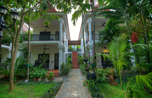 Deluxe Bungalows Double Garden Pool View